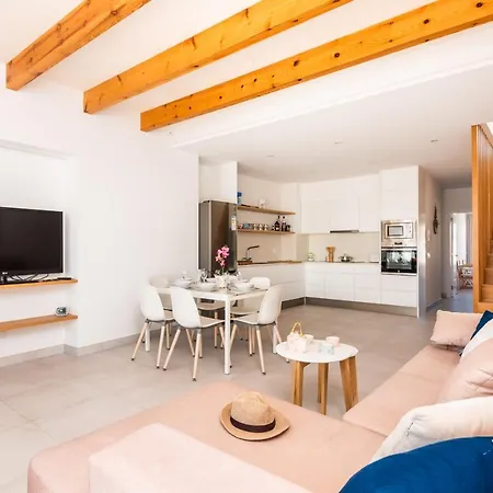 La Plaza By Escape * Fornells (Menorca)